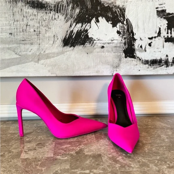 Zara Satin Finish Hot Pink Pointed Toe Heels - Picture 1 of 9